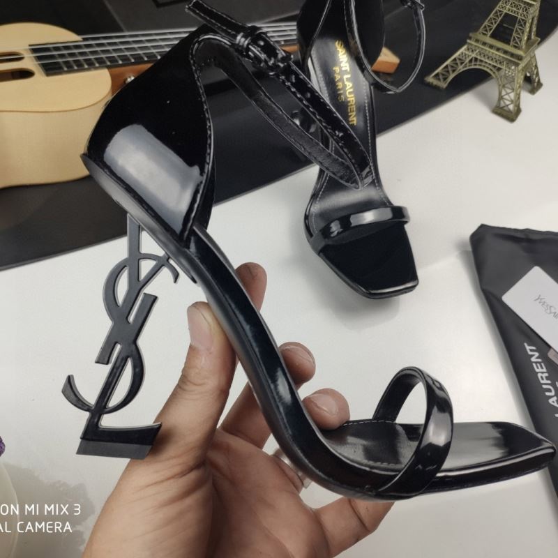 Y*L high heels